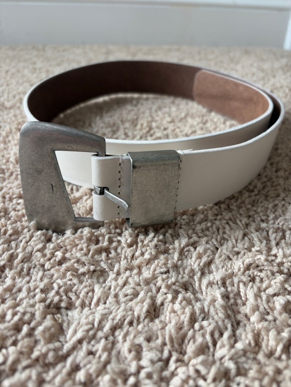 1 3/4” Wide Free People XS/S White Leather Belt Boho Western Adjustable